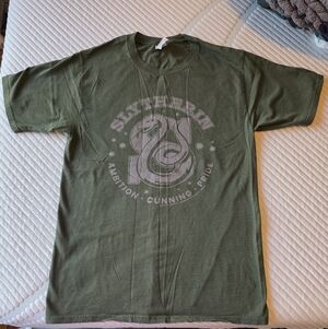 Slytherin Green Unisex T-Shirt - Wizarding World Of Harry Potter - Small